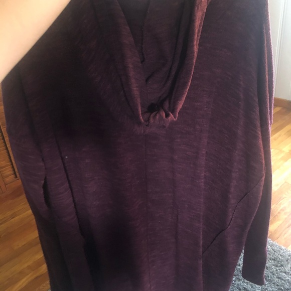 Perfect fall American Eagle lightweight hoodie - Picture 2 of 3
